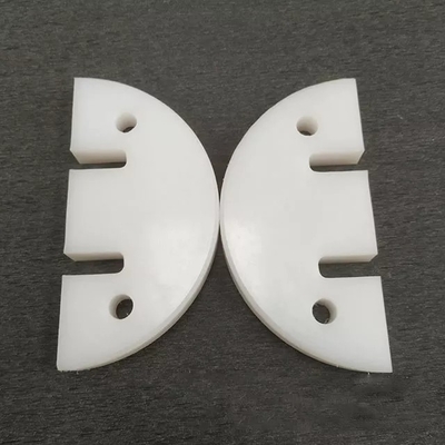 ชิ้นส่วนพลาสติก CNC สายพานลำเลียงโซ่ลื่น Scraper Round Drag Conveyor แผ่นเที่ยวบิน