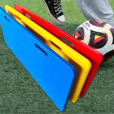 โพลีเอทิลีนความหนาแน่นสูงแบบพับได้สำหรับฟุตบอล Rebound Wall Board สำหรับการฝึกฟุตบอล