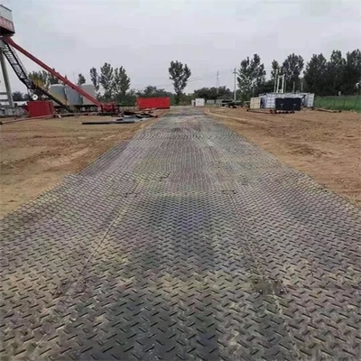 อุปกรณ์สำหรับงานหนัก HDPE พรมปูสนามหญ้าสังเคราะห์สำหรับการเข้าถึงชั่วคราว