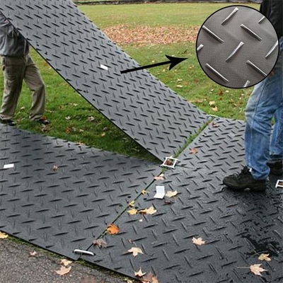 4X8ft Anti Slip พลาสติกน้ำหนักเบาป้องกันพื้นชั่วคราวเสื่อ HDPE Bog Mats