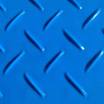 เสื่อ Rig พลาสติก HDPE สีฟ้าชั่วคราว 2 × 8 ฟุตสำหรับพรมถนนสำหรับงานหนัก