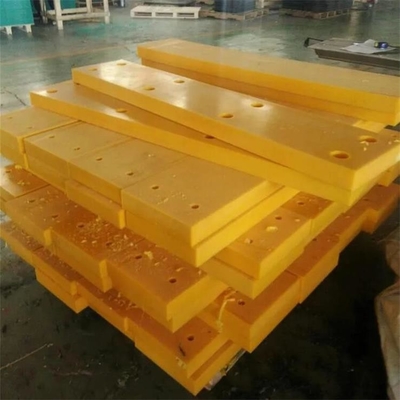 แผ่นรองพื้นพลาสติกป้องกันกาว UHMWPE Board สำหรับ Tipping Tractor Semitrailer