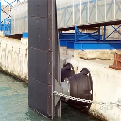 แผ่นมุมพลาสติก UHMWPE ที่ทนทานแผ่นบังโคลนทะเลสำหรับการก่อสร้างท่าเรือ