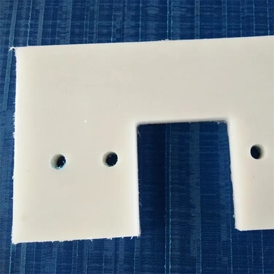 โพลิเอทิลีน Fabrication Conveyor Flight Paddle White UHMWPE Machined Parts